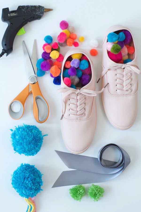Materials list, Pom Pom Clown Shoes, Clown Costume, Halloween, Sprinkles the Clown, Libbie Summers, Party Costumes